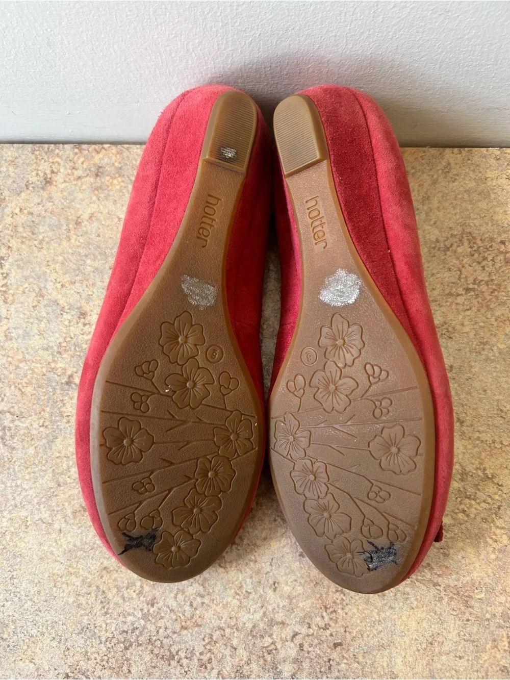 hotter by comfort concept Periwinkle soft red suede wedge US 8/UK 6